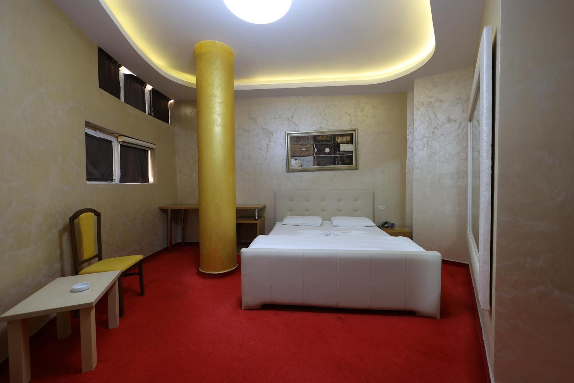 Hotel Gjuta Farke e Madhe Exterior foto